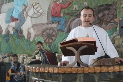 Missa de aÃ§Ã£o de graÃ§as encerrou as celebraÃ§Ãµes da 37Âª ediÃ§Ã£o da Festa em louvor a N. Sra. Aparecida de Laranjeiras do Sul